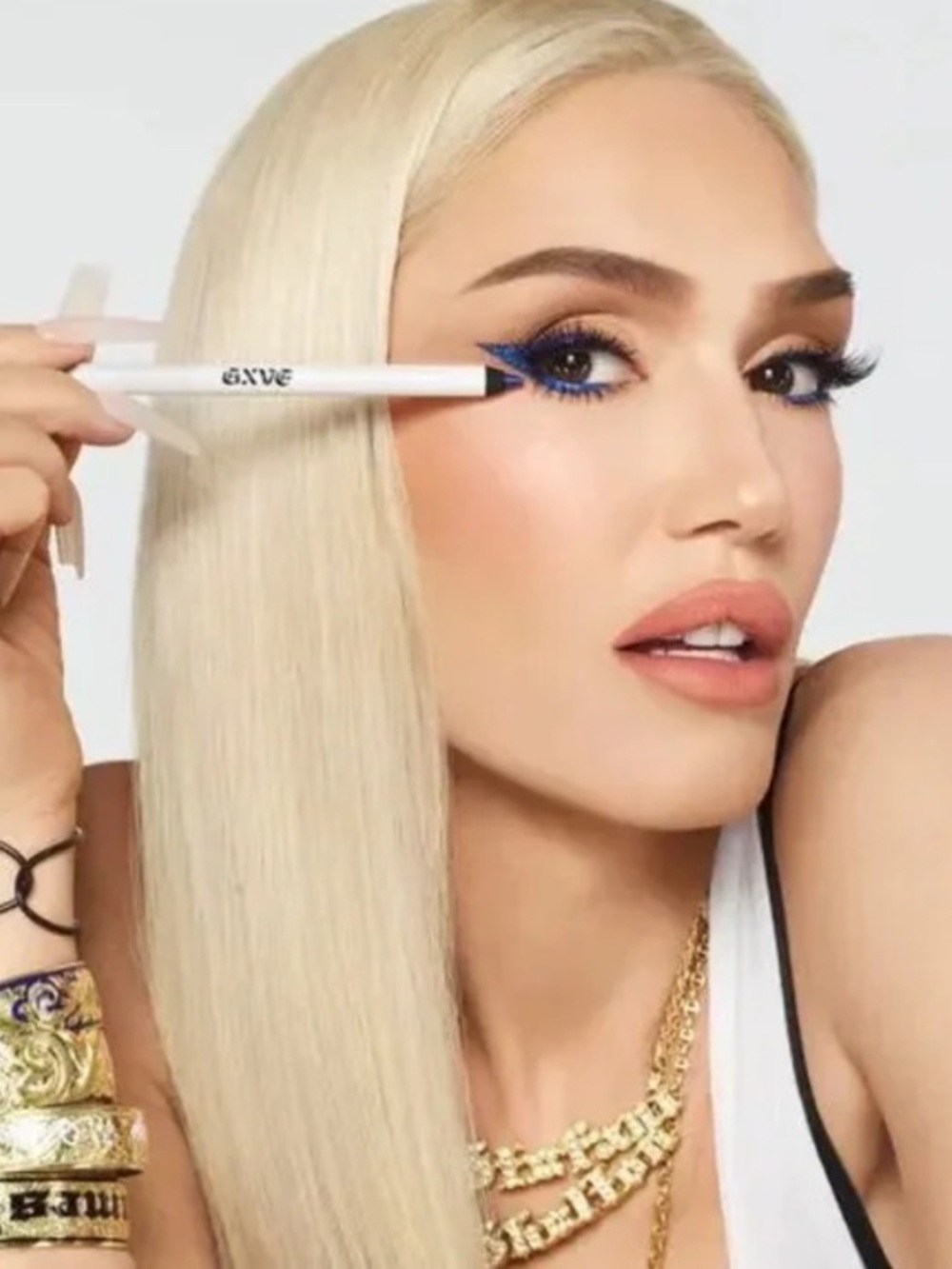 GXVE by Gwen Stefani Line it up Waterproof Metallic blue Eyeliner in BATHWATER